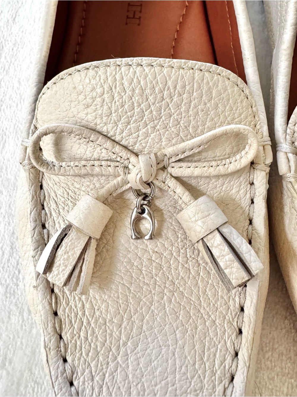 Coach Cream Leather Bow Tassel Loafers - Picture 3 of 12
